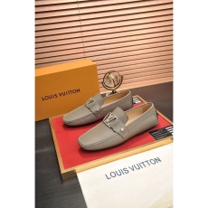 Louis Vuitton Low Shoes